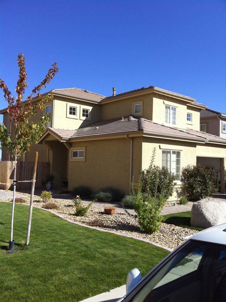 Seamless rain gutter installation in Somersett, Reno, NV